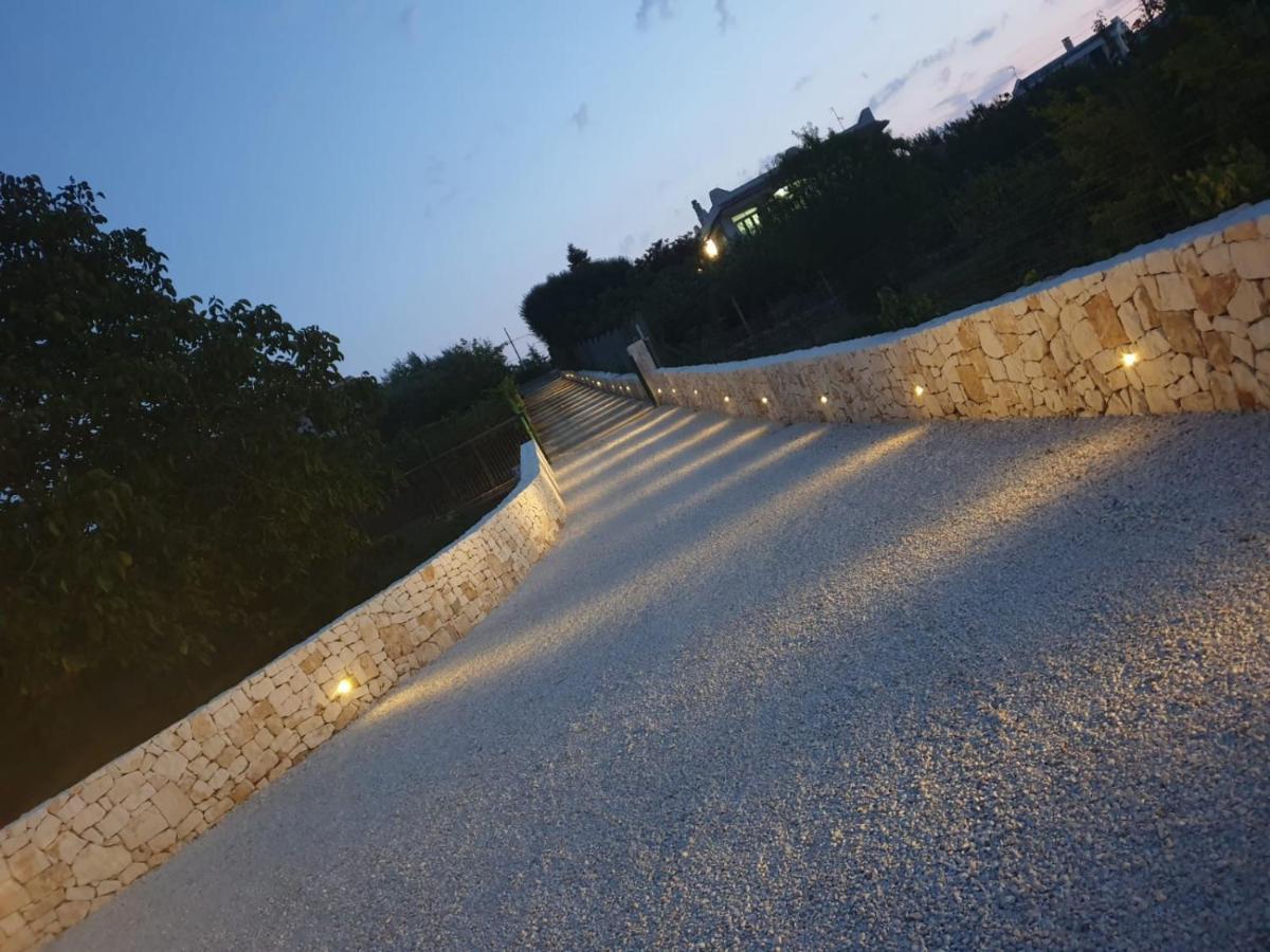 Вилла Trulli Dal Sole Alla Luna Мартина-Франка Экстерьер фото